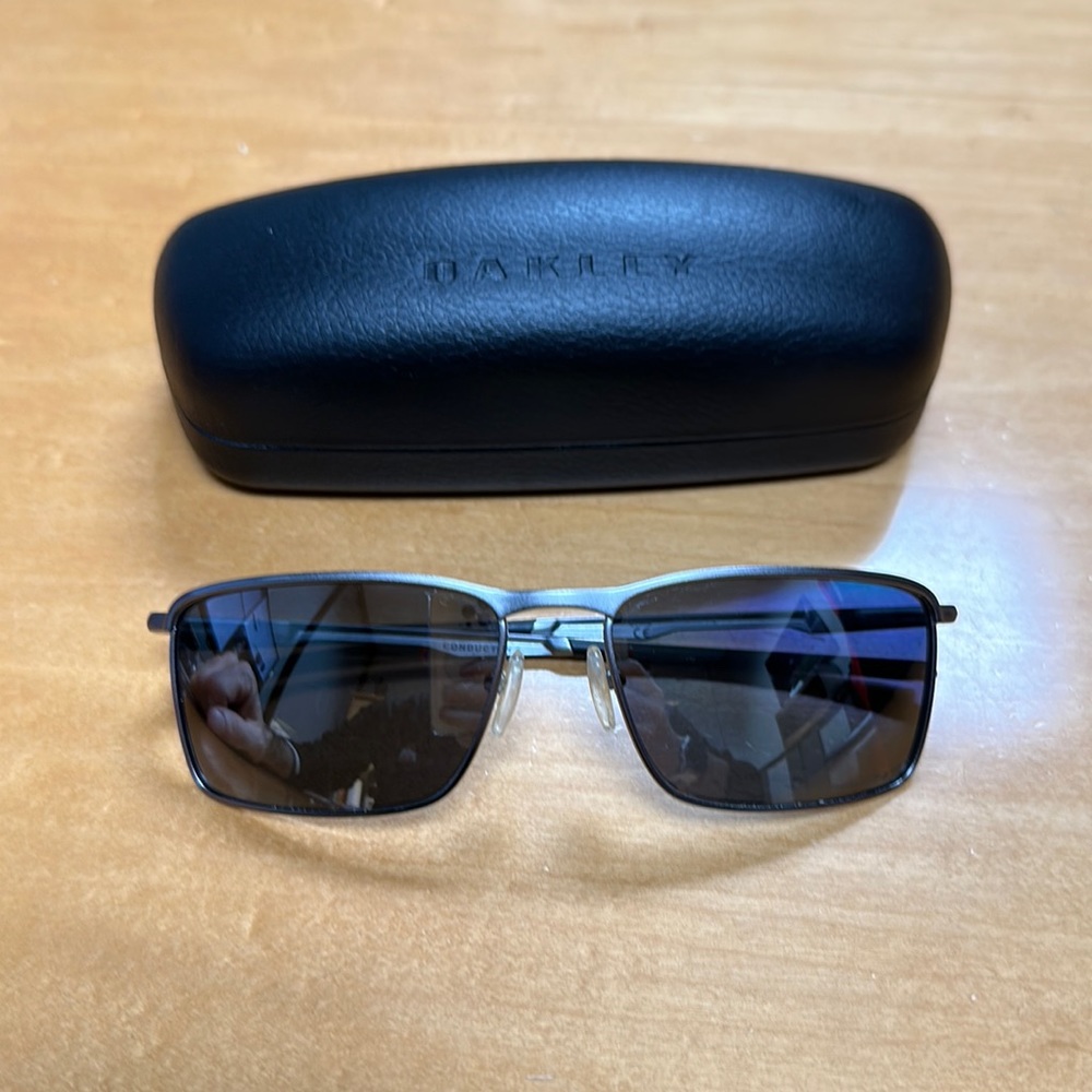 Oakley Conductor 6 polarized prizm sunglasses